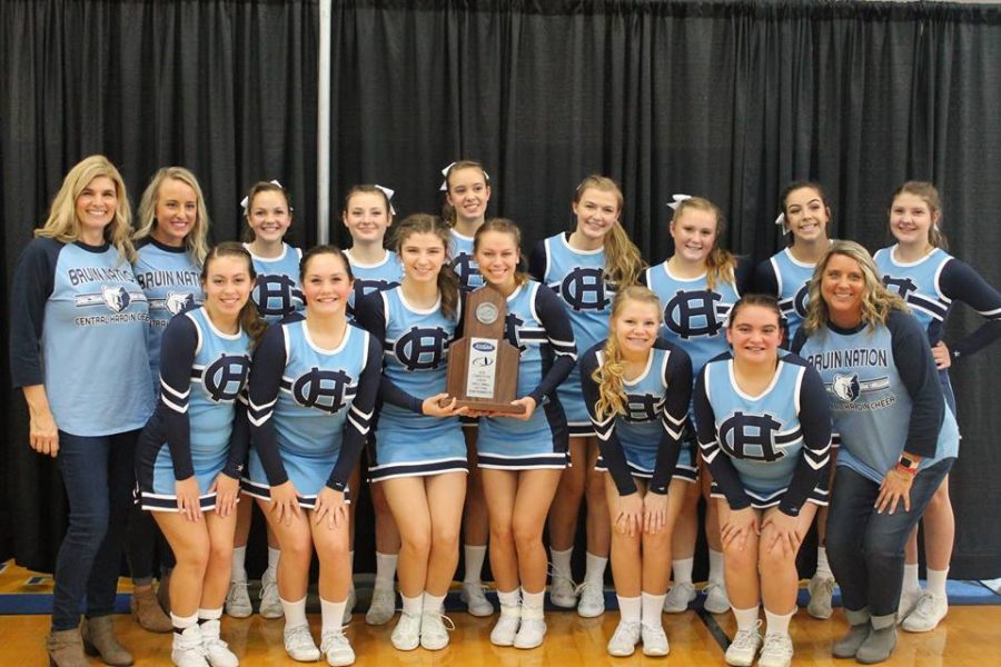 Cheerleaders advance to State