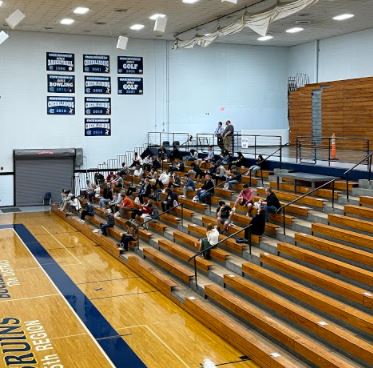 Group B students on March 30 prepare for eating lunch in the big gym when the entire student body returns together on April 12. Lunch will be held in the big gym since proper social distancing without masks cannot occur in  most classrooms.