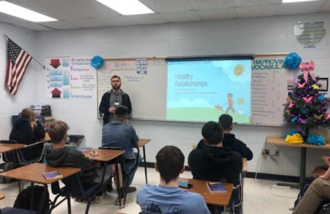 Silverleafs Nick Sullivan speaks to Ms. Sherrards 1st block English III class about how to recognize unhealthy relationships on Apr. 20.