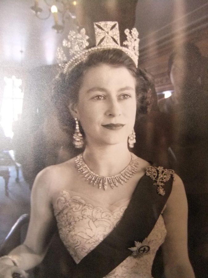 Young Queen Elizabeth ll