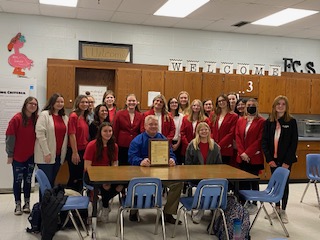 FCCLA posing with Mayor Jeff Gregory (Dec.1)