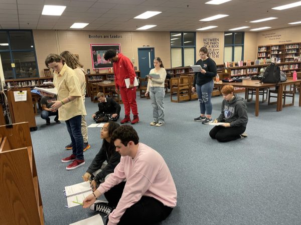 The Drama Club rehearse after school in the library for The SpongeBob Musical. Courtesy of Elijah Rios-Rodriguez