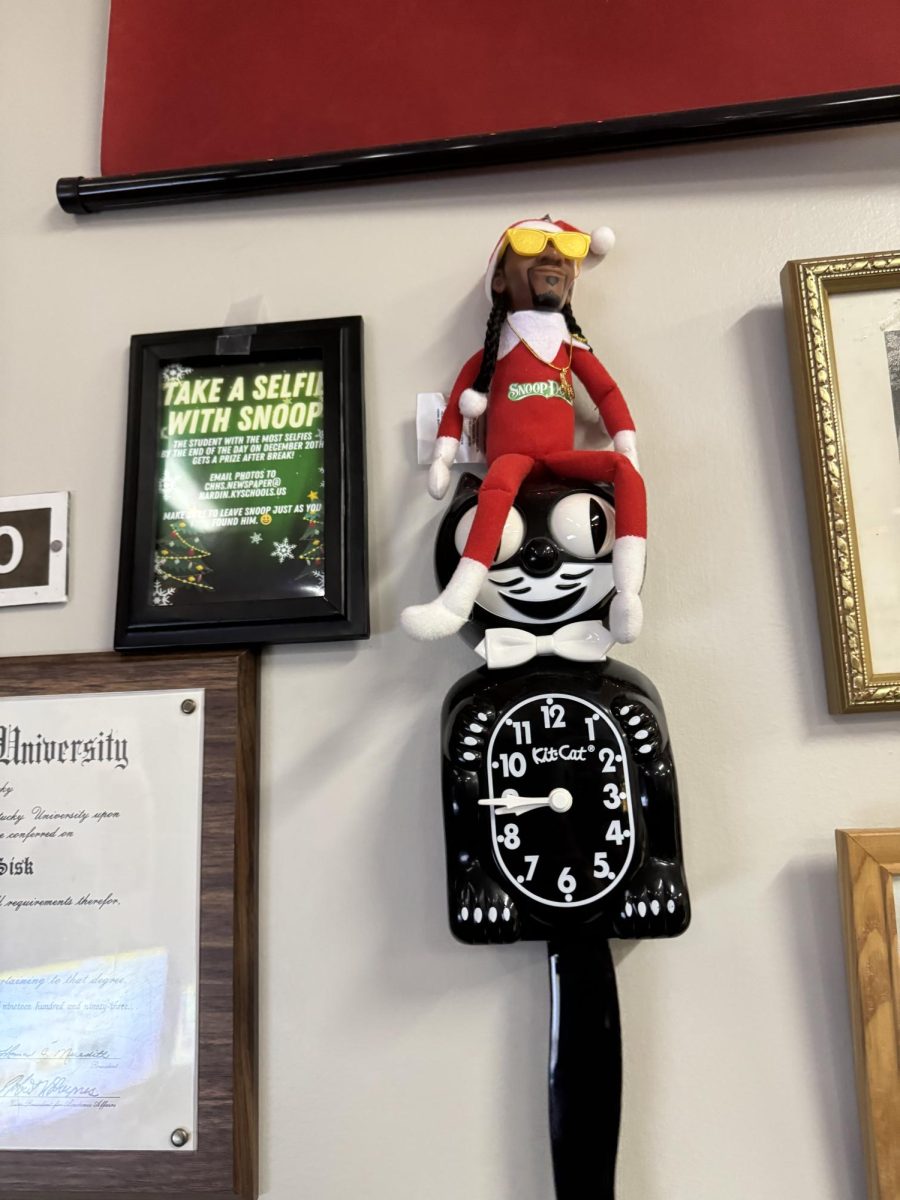 Time's a tickin' today in Sisk's room! Snoop's excited to say there's only 4 days left until Christmas break! Dec.15